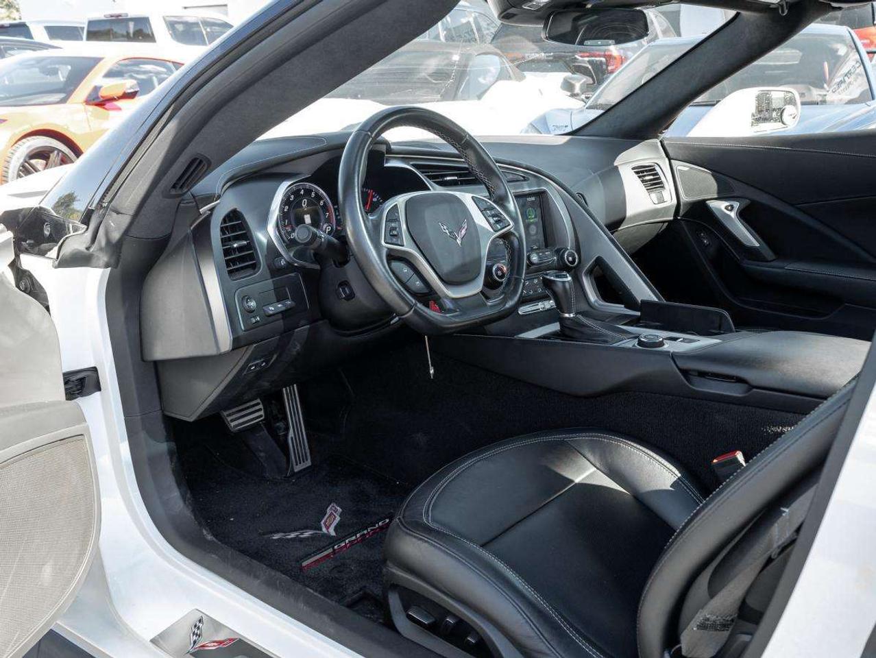 2018 Chevrolet Corvette Grand Sport Coupe 3LT Photo