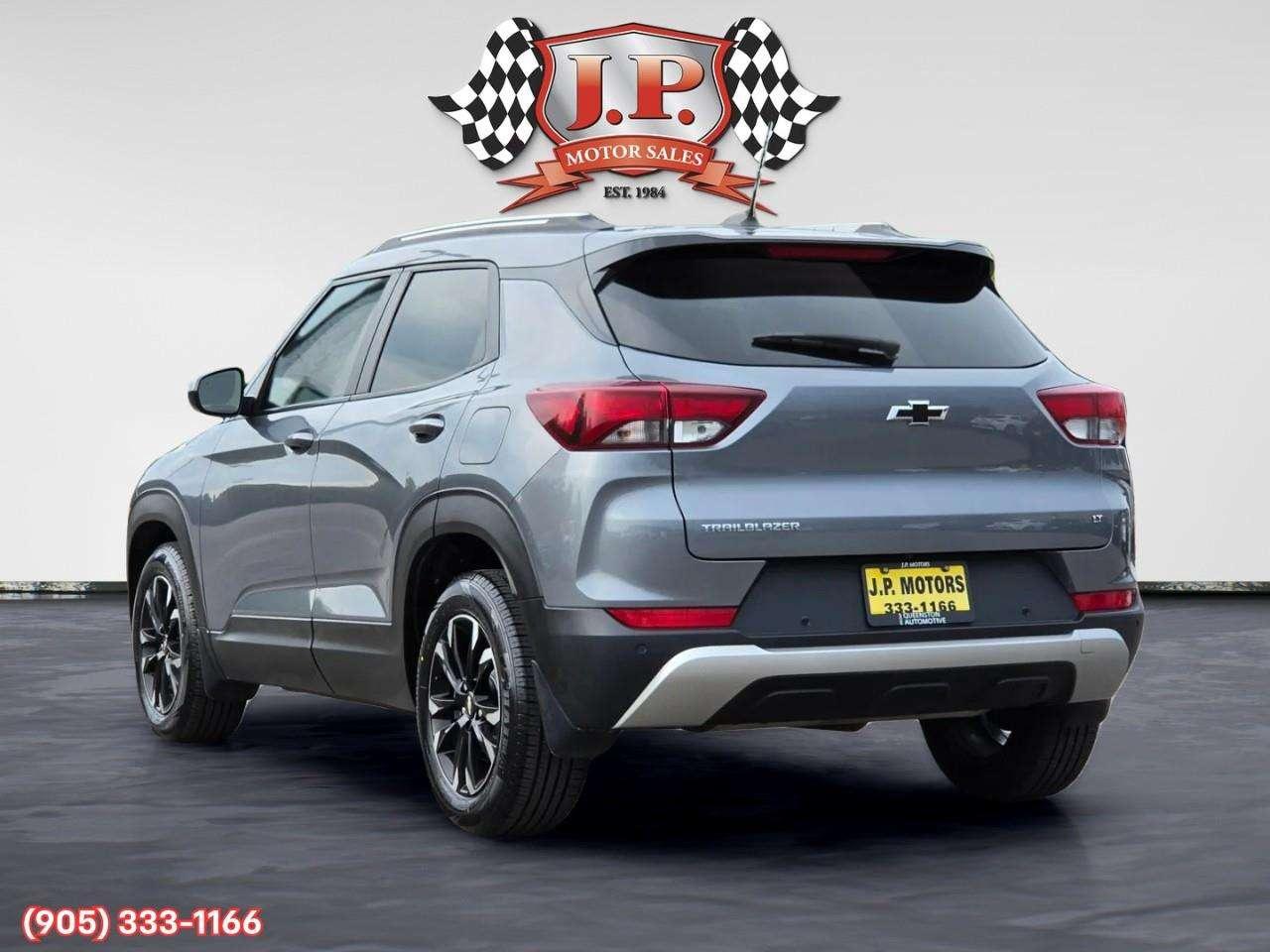 2022 Chevrolet TrailBlazer LT Apple CarPlay & Android Auto • Built-In Wi-Fi Hotspot • Remote Start System • Lane Assist • Power Driver Seat • Sirius Photo4