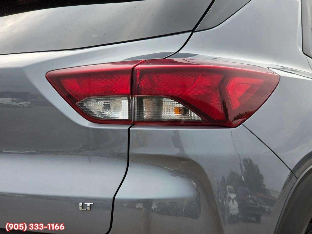 2022 Chevrolet TrailBlazer LT Apple CarPlay & Android Auto • Built-In Wi-Fi Hotspot • Remote Start System • Lane Assist • Power Driver Seat • Sirius Photo
