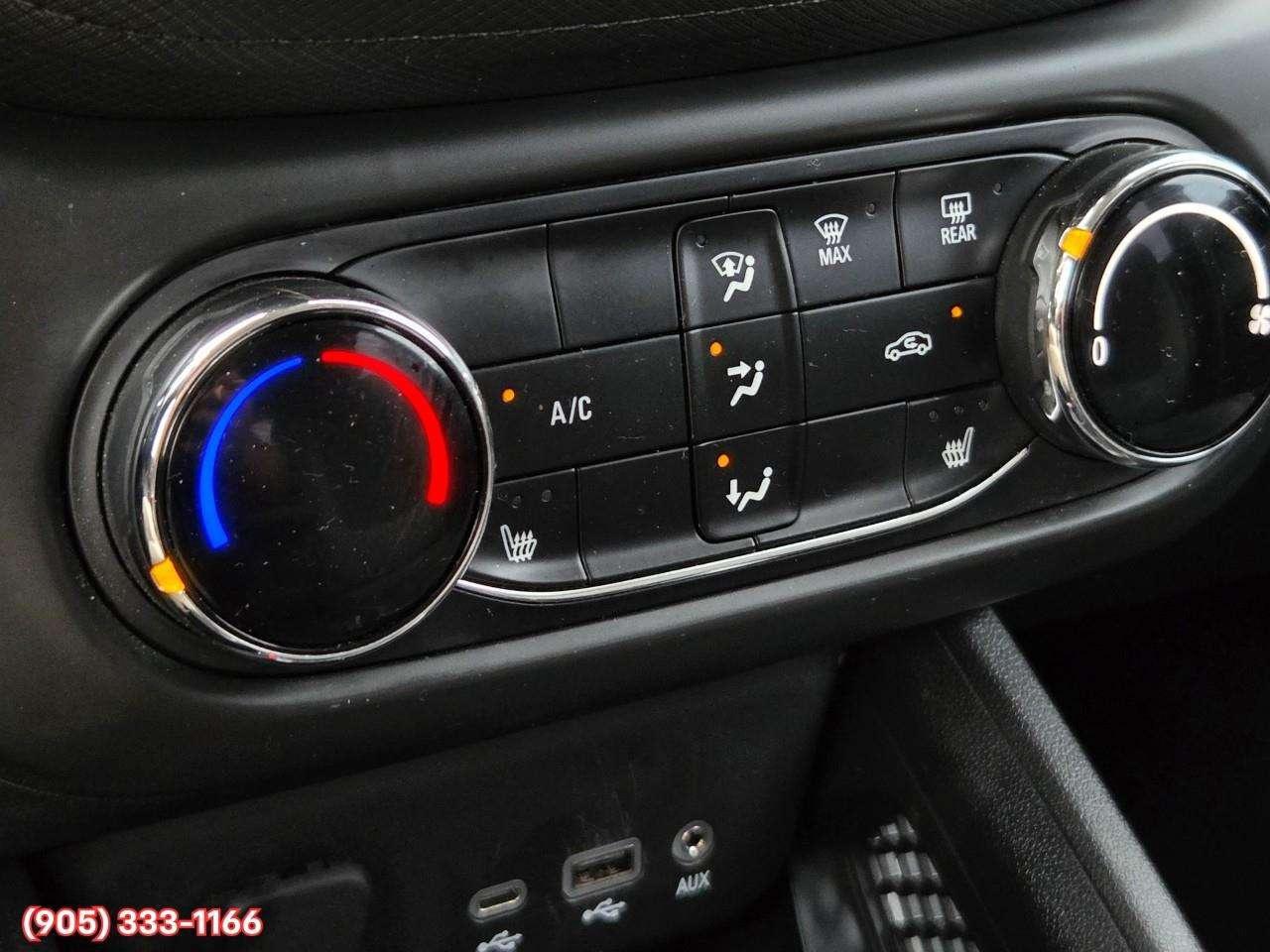 2022 Chevrolet TrailBlazer LT Apple CarPlay & Android Auto • Built-In Wi-Fi Hotspot • Remote Start System • Lane Assist • Power Driver Seat • Sirius Photo