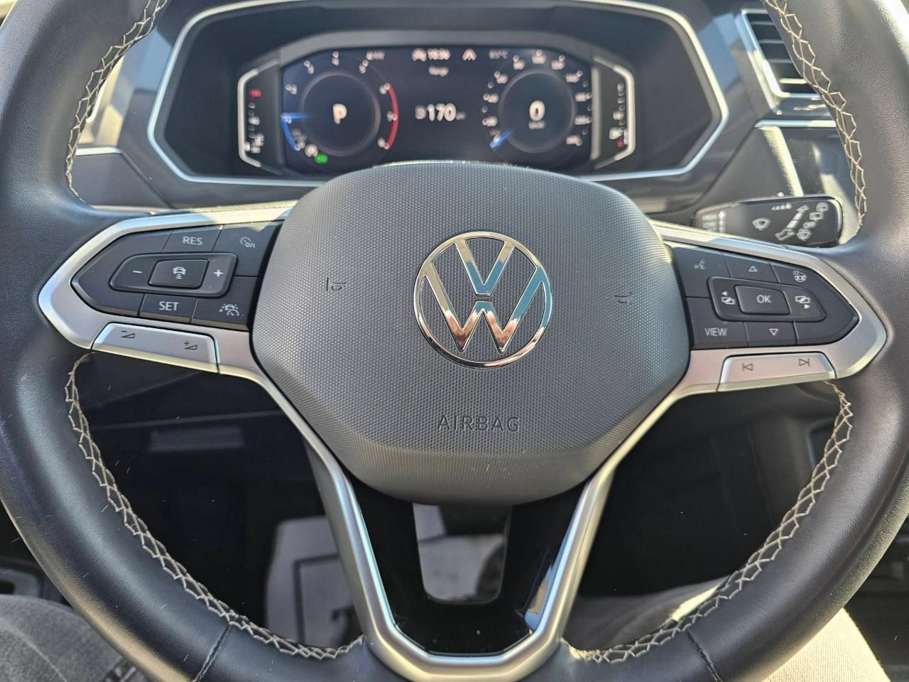 2024 Volkswagen Tiguan Comfortline 4dr All-wheel Drive 4MOTION Photo