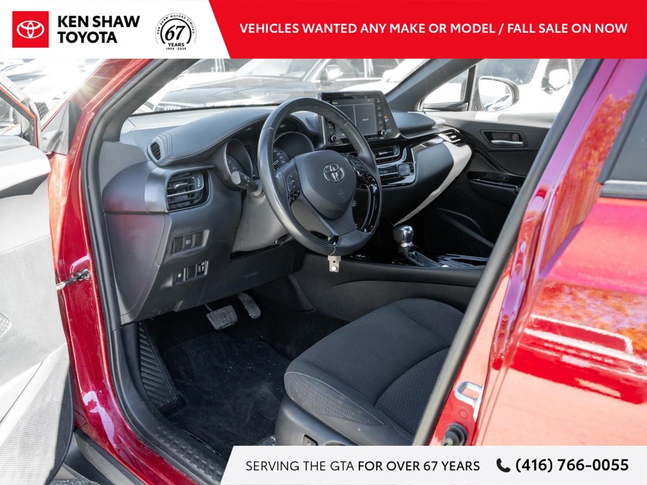 2019 Toyota C-HR  Photo