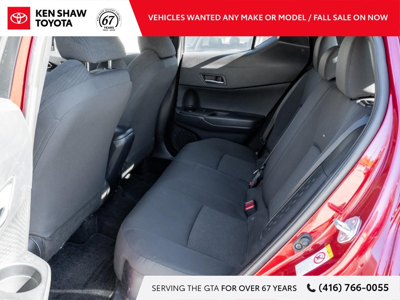 2019 Toyota C-HR  Photo