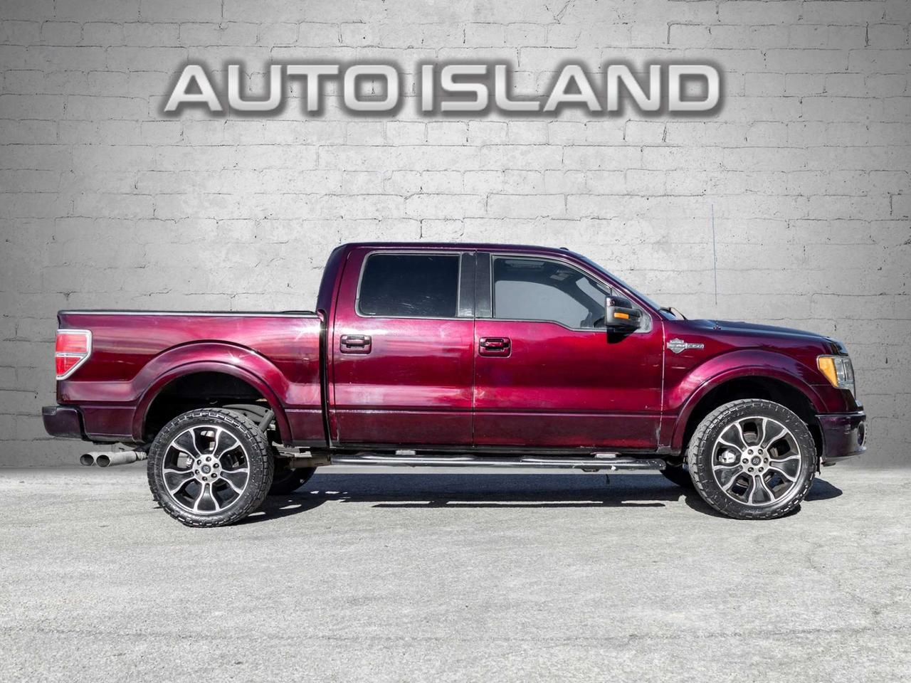 2012 Ford F-150 4WD SuperCrew 145 Lariat Photo2