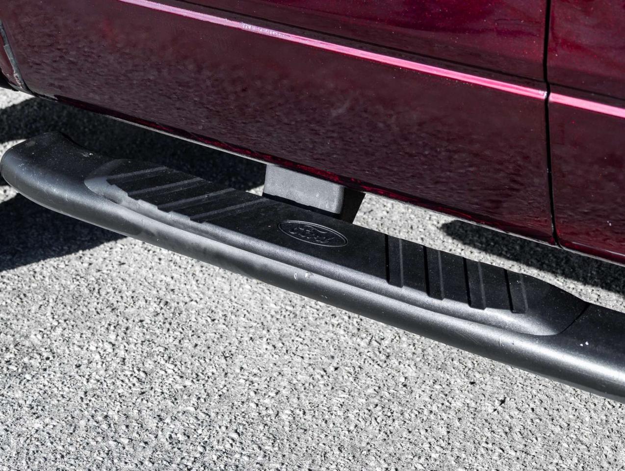 2012 Ford F-150 4WD SuperCrew 145 Lariat Photo
