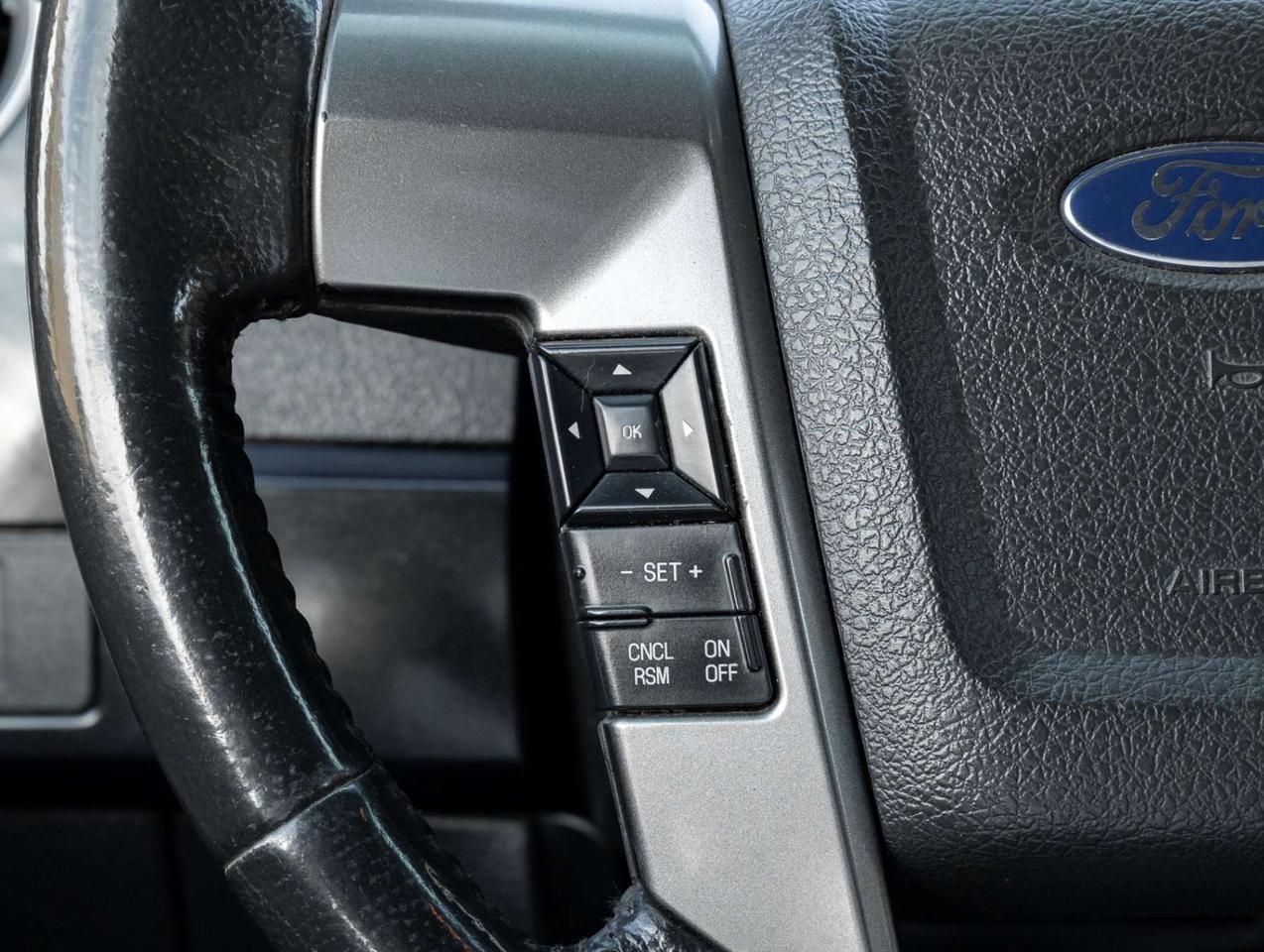 2012 Ford F-150 4WD SuperCrew 145 Lariat Photo