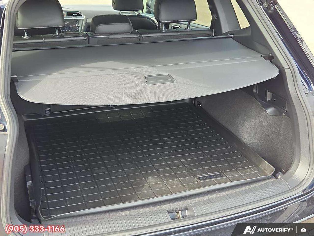 2023 Volkswagen Tiguan Comfortline R-Line Black Apple CarPlay & Android Auto • Power Sunroof • Built-In Wi-Fi Hotspot • Remote Start System • He Photo