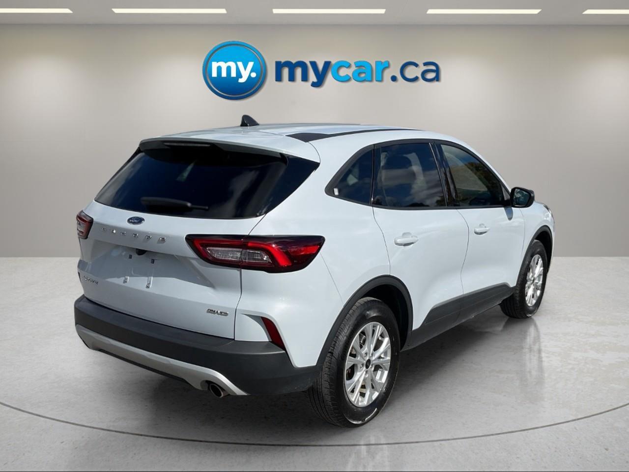 2025 Ford Escape Active 4dr All-Wheel Drive Photo4