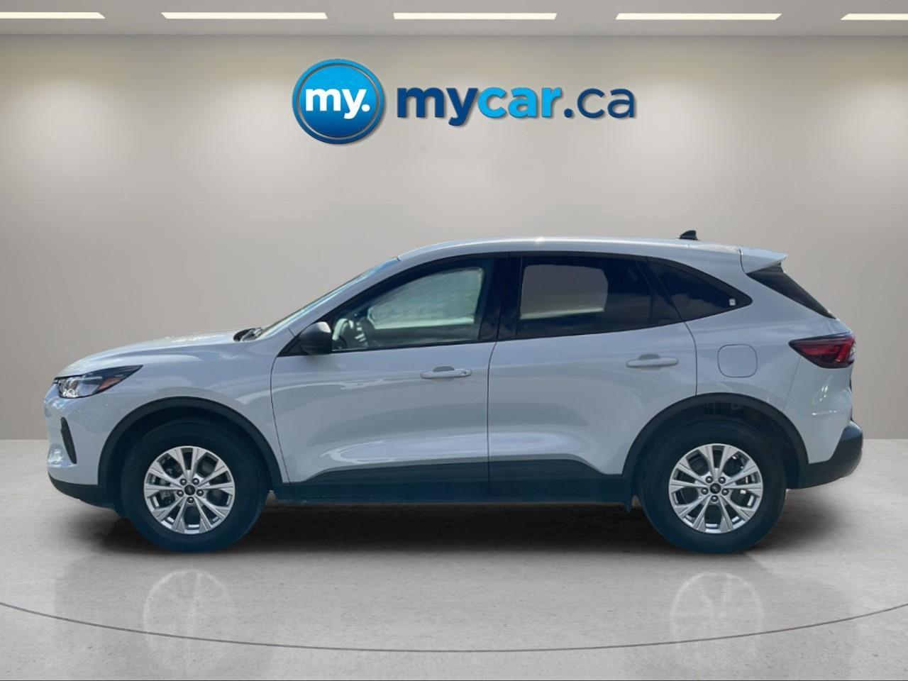 2025 Ford Escape Active 4dr All-Wheel Drive Photo2