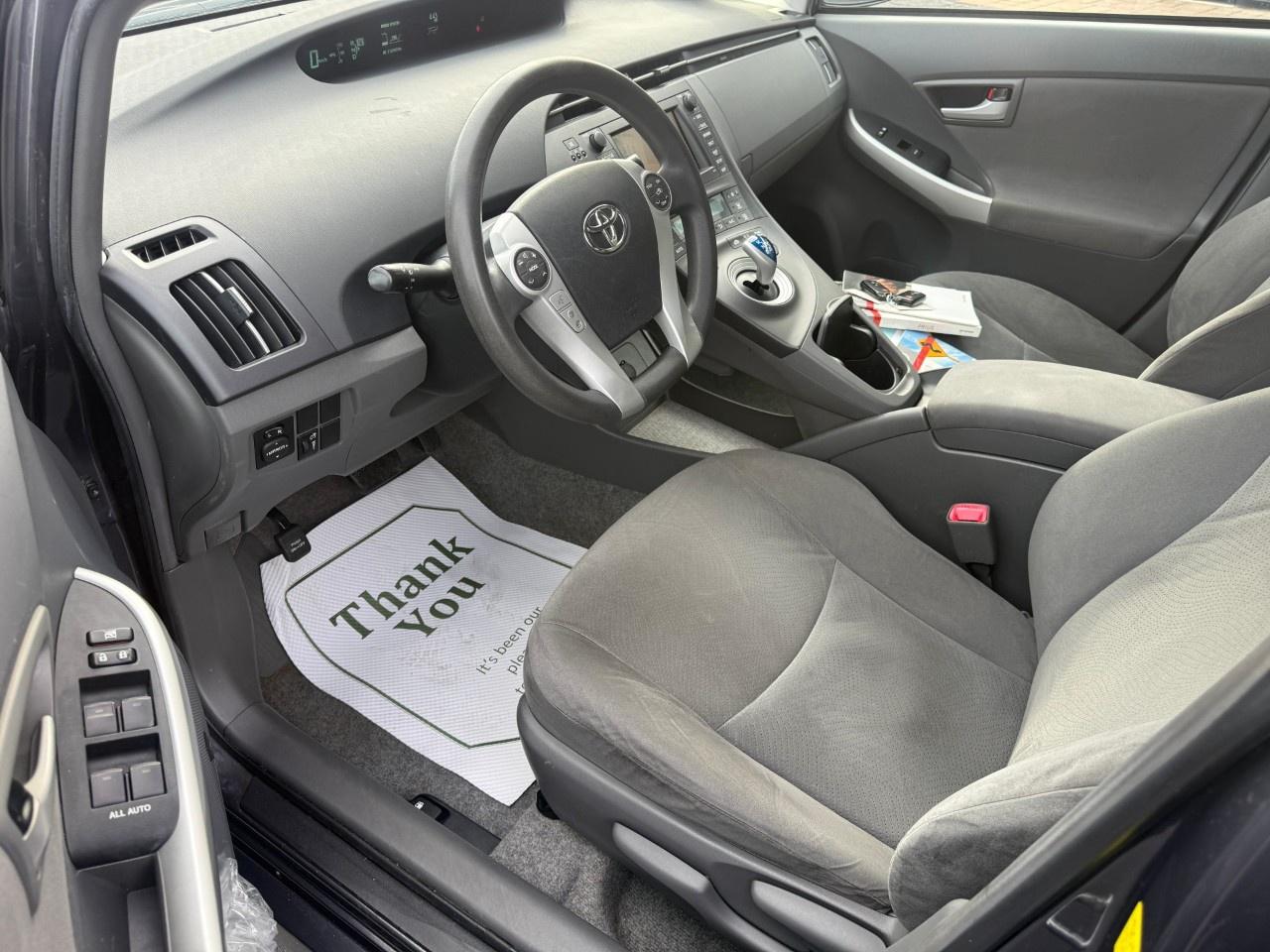 2010 Toyota Prius 5DR HB Photo