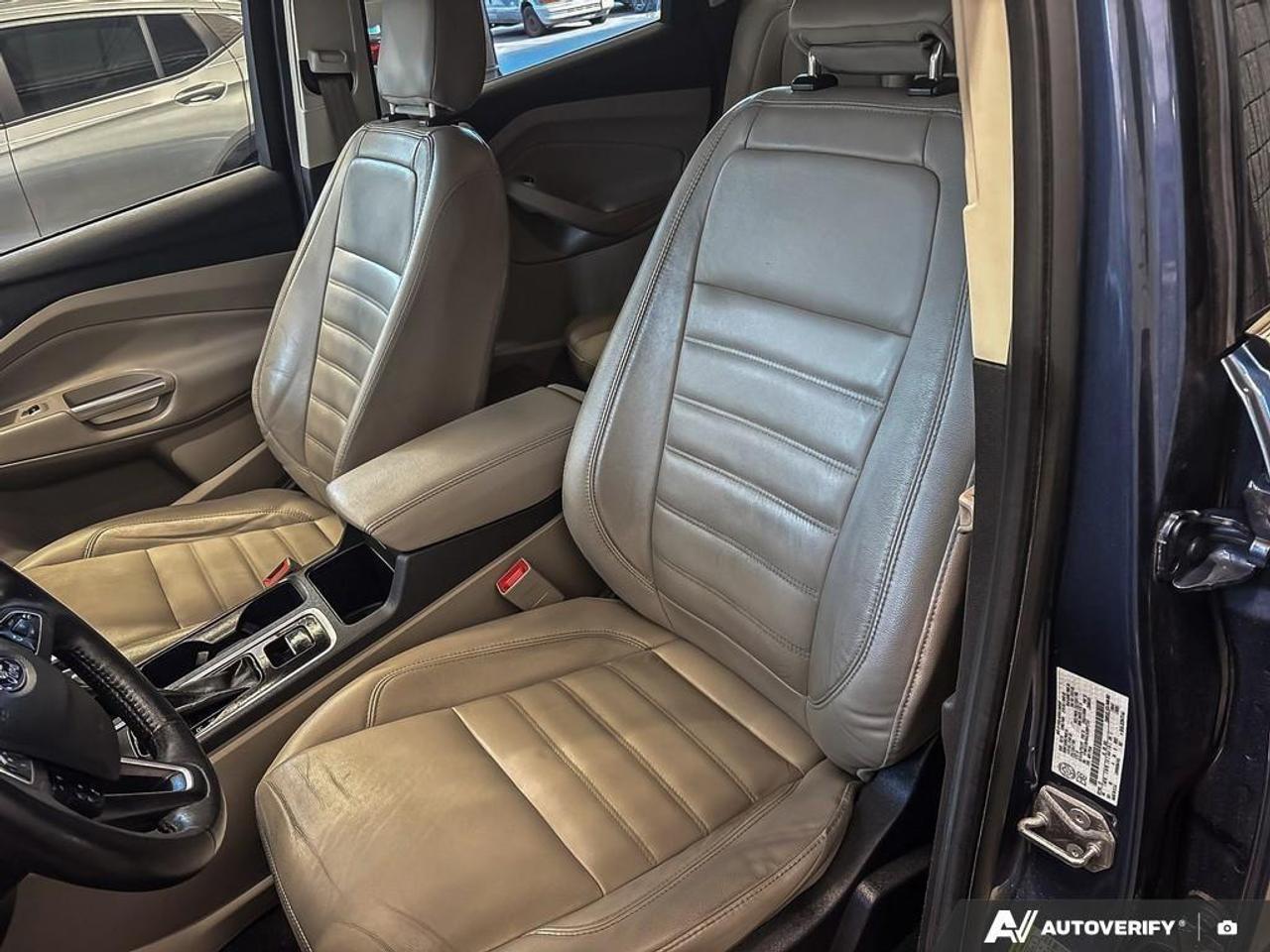 2018 Ford Escape SEL 4dr 4x4 Photo