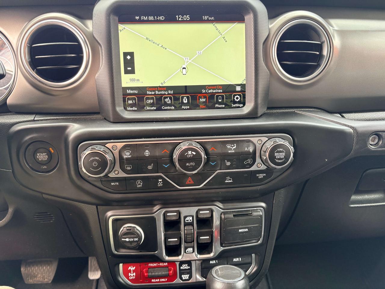 2022 Jeep Gladiator Rubion   Leather   Auto   Tow Pkg Photo