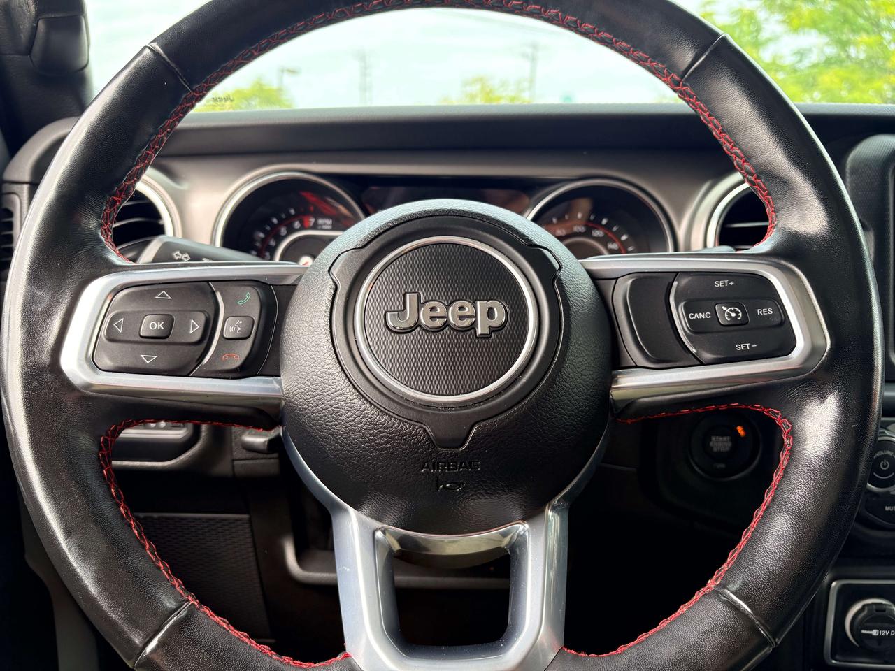 2022 Jeep Gladiator Rubion   Leather   Auto   Tow Pkg Photo2