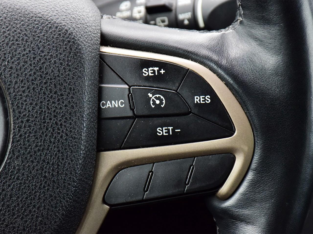 2016 Jeep Cherokee Limited 4dr 4x4 Photo
