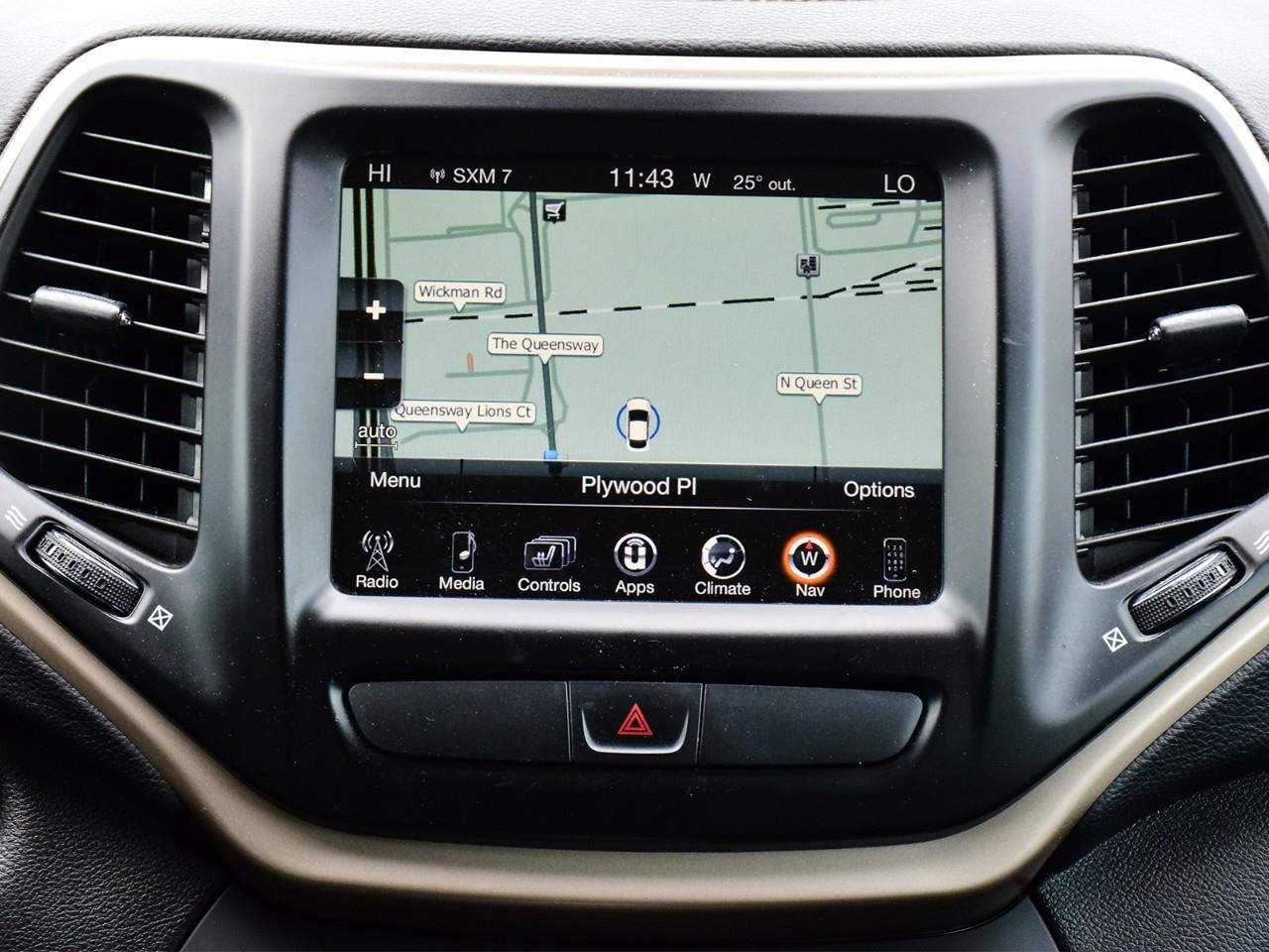 2016 Jeep Cherokee Limited 4dr 4x4 Photo