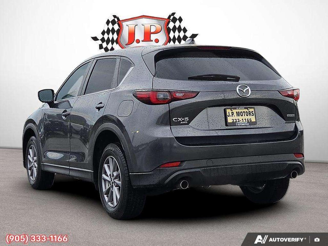 2024 Mazda CX-5 GS w/o CD Apple CarPlay & Android Auto • Heated Front Seats • Power Driver Seat • Lane Assist • Alloy Wheels Photo4