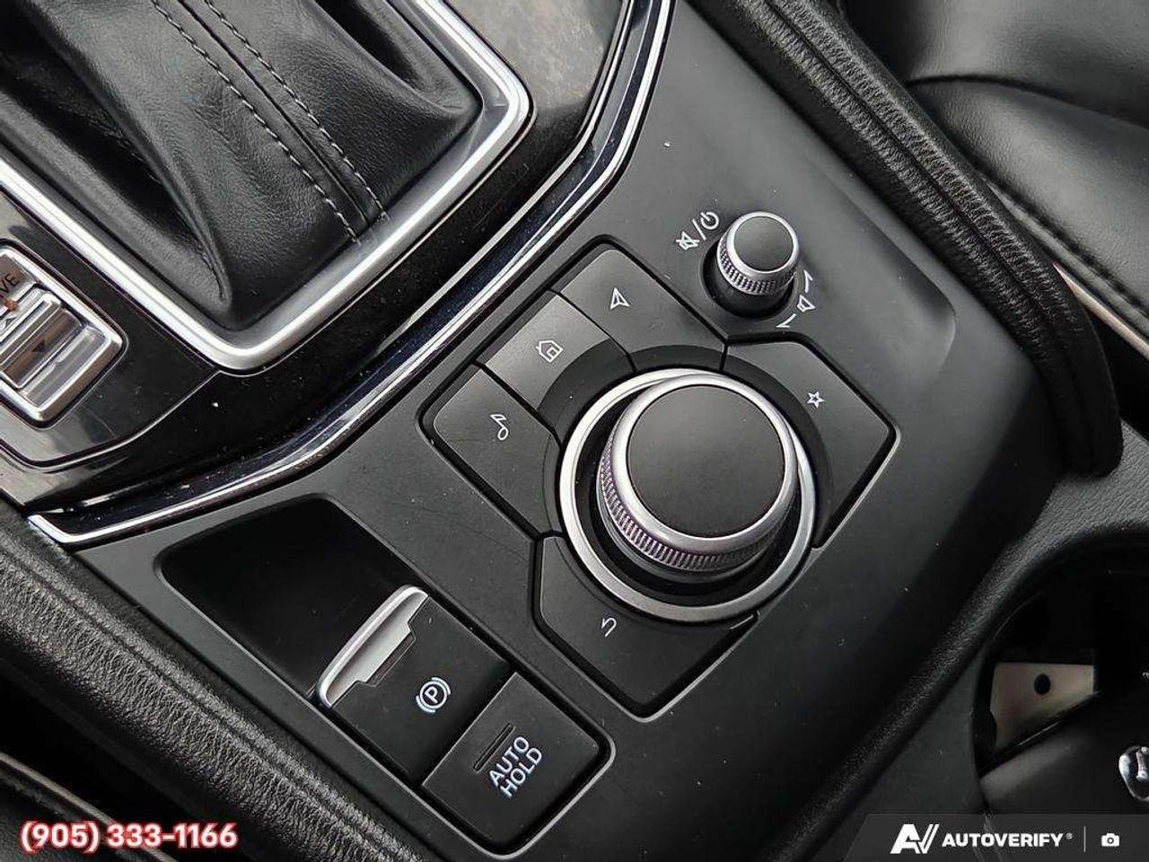 2024 Mazda CX-5 GS w/o CD Apple CarPlay & Android Auto • Heated Front Seats • Power Driver Seat • Lane Assist • Alloy Wheels Photo