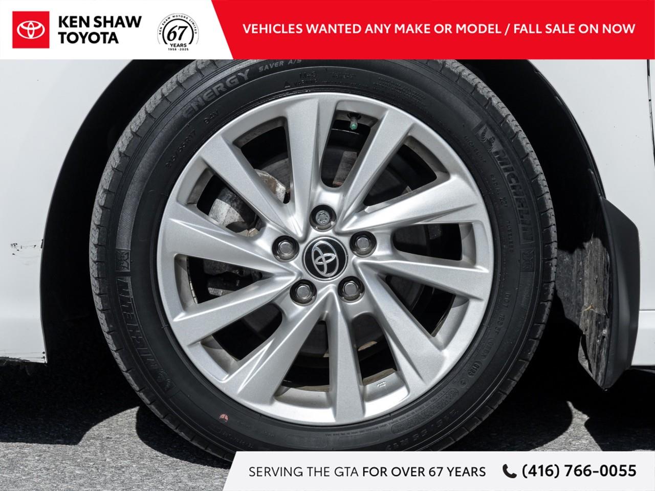 2023 Toyota Camry SE 4dr All-Wheel Drive Sedan Photo4