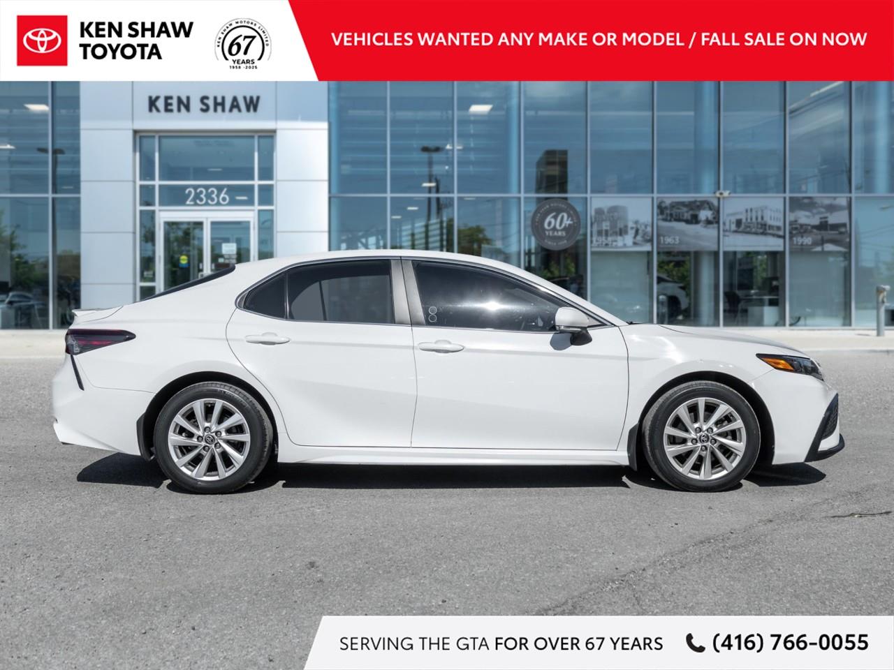 2023 Toyota Camry SE 4dr All-Wheel Drive Sedan Photo