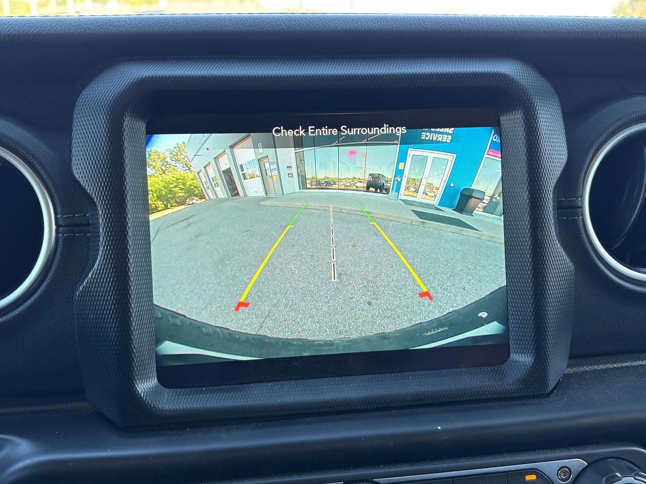 2022 Jeep Wrangler Rubicon Hybrid 4x4 Hard Top   NAV Photo