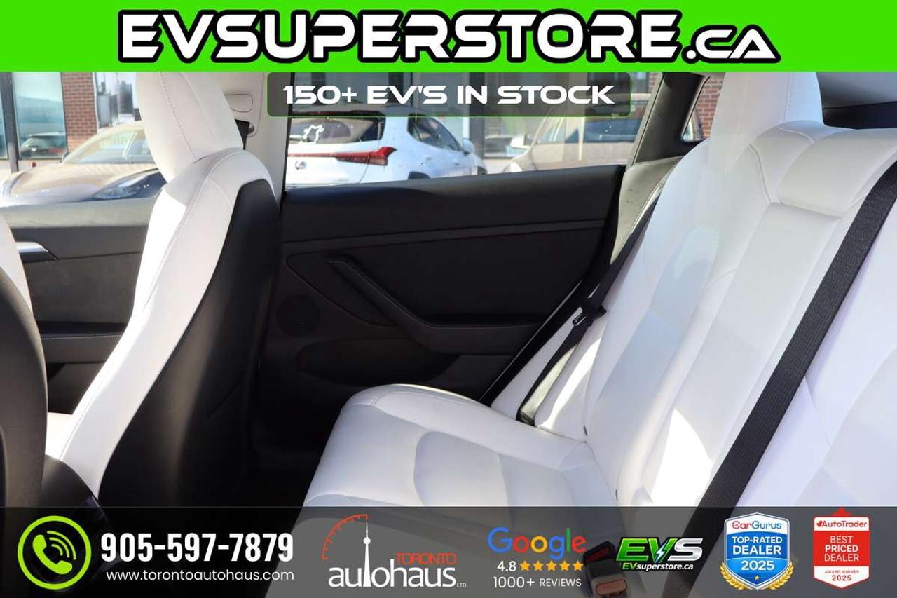 2022 Tesla Model 3 WHITE INT. I PERFORMANCE AT EVSUPERSTORE.CA Photo