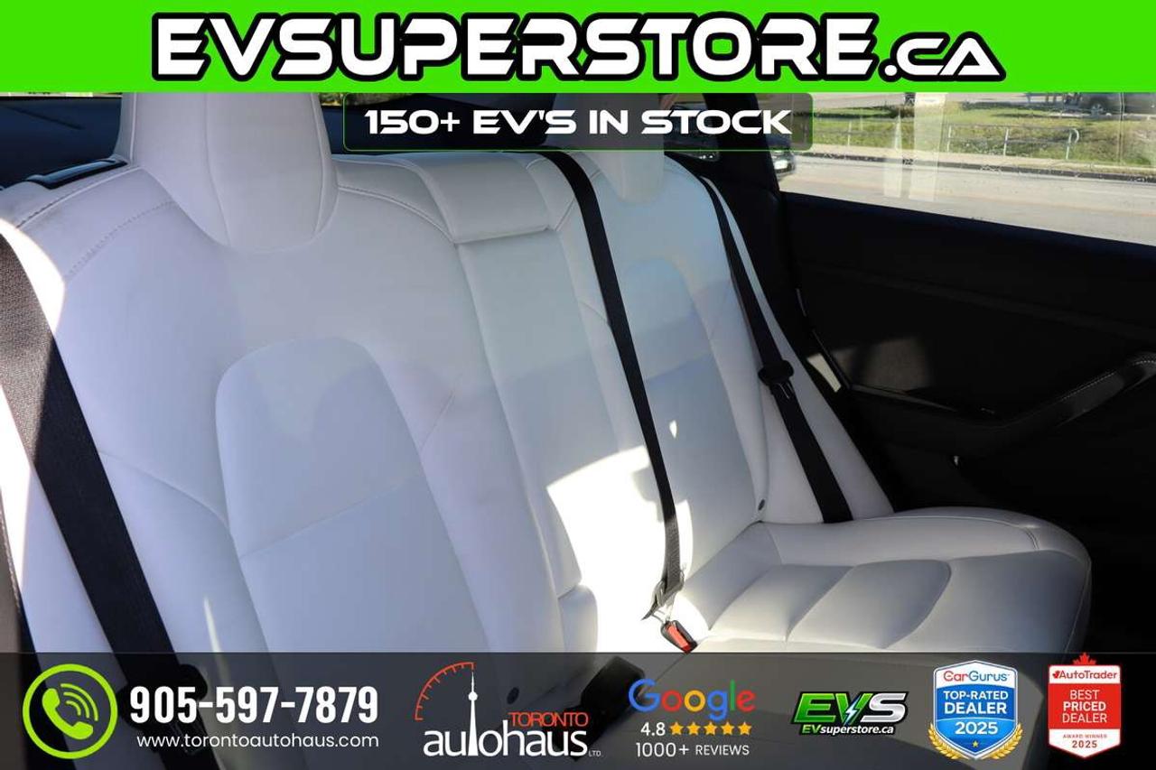 2022 Tesla Model 3 WHITE INT. I PERFORMANCE AT EVSUPERSTORE.CA Photo