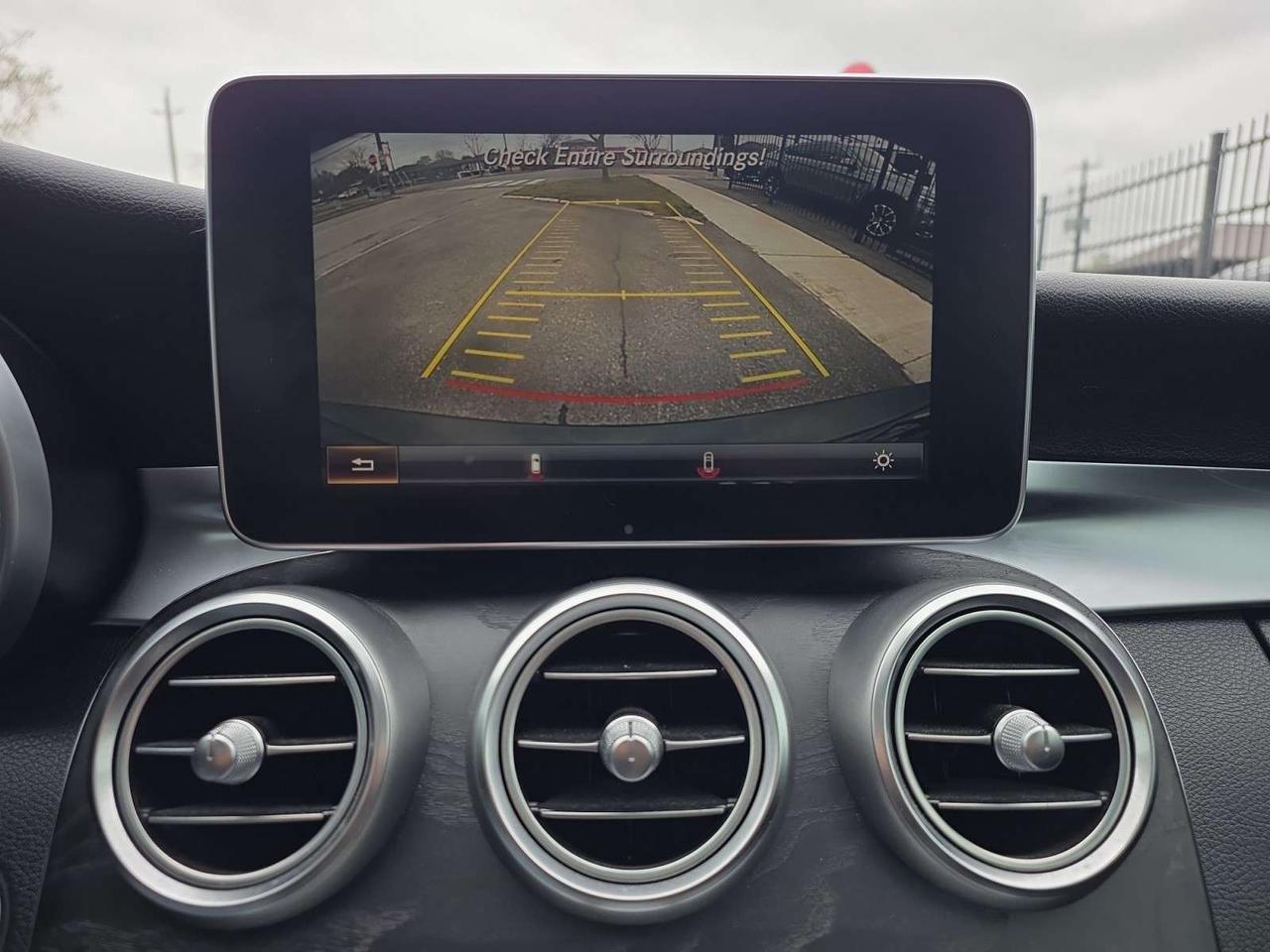 2016 Mercedes-Benz C-Class C300 4MATIC AMG PKG * NO ACCIDENTS / PANO / BLIND SPOT / LED LIGHTS Photo