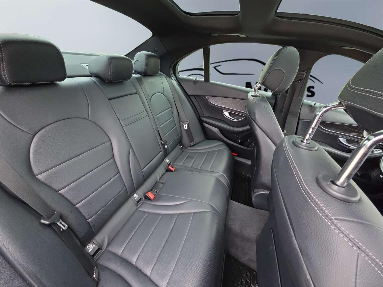 2016 Mercedes-Benz C-Class C300 4MATIC AMG PKG * NO ACCIDENTS / PANO / BLIND SPOT / LED LIGHTS Photo