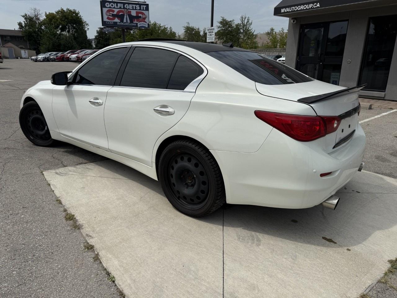 2014 Infiniti Q50 4dr Sdn Premium AWD Photo2
