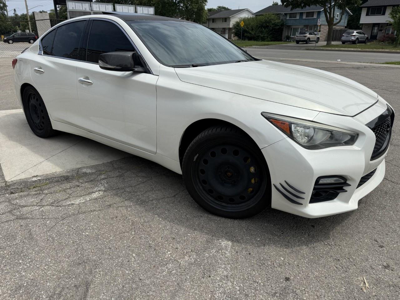 2014 Infiniti Q50 4dr Sdn Premium AWD Photo