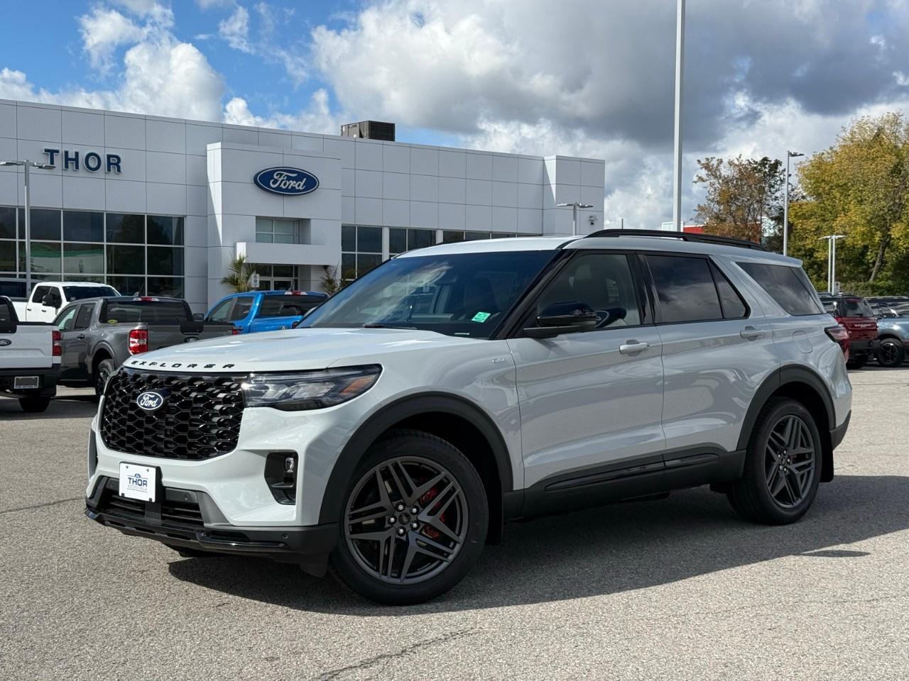 2027 Ford Explorer ST-Line 4WD Photo