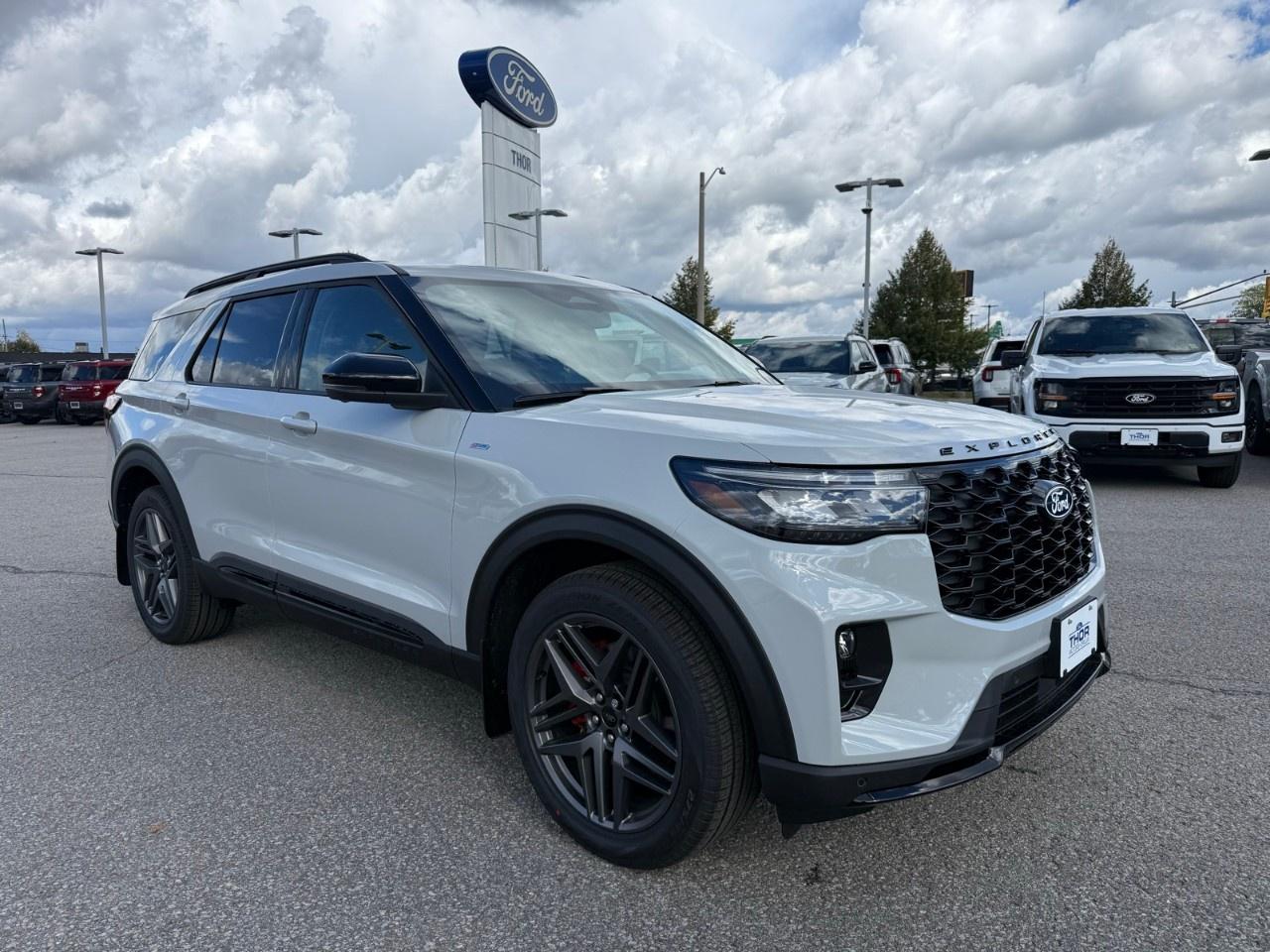 2027 Ford Explorer ST-Line 4WD Photo5