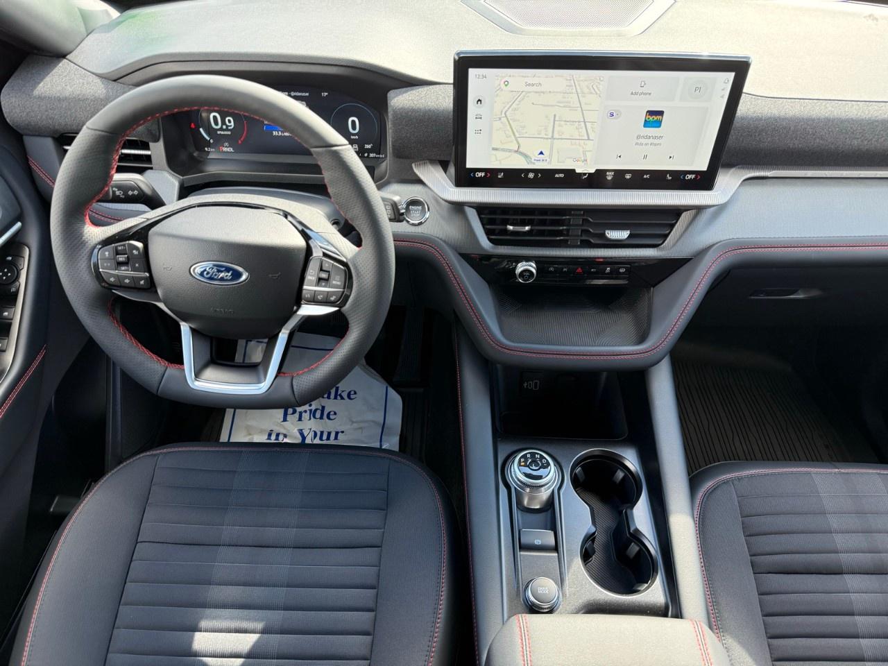 2027 Ford Explorer ST-Line 4WD Photo
