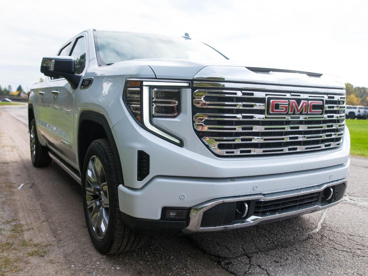 2026 GMC Sierra 1500 Crew Cab Short Box 4-Wheel Drive Denali Photo