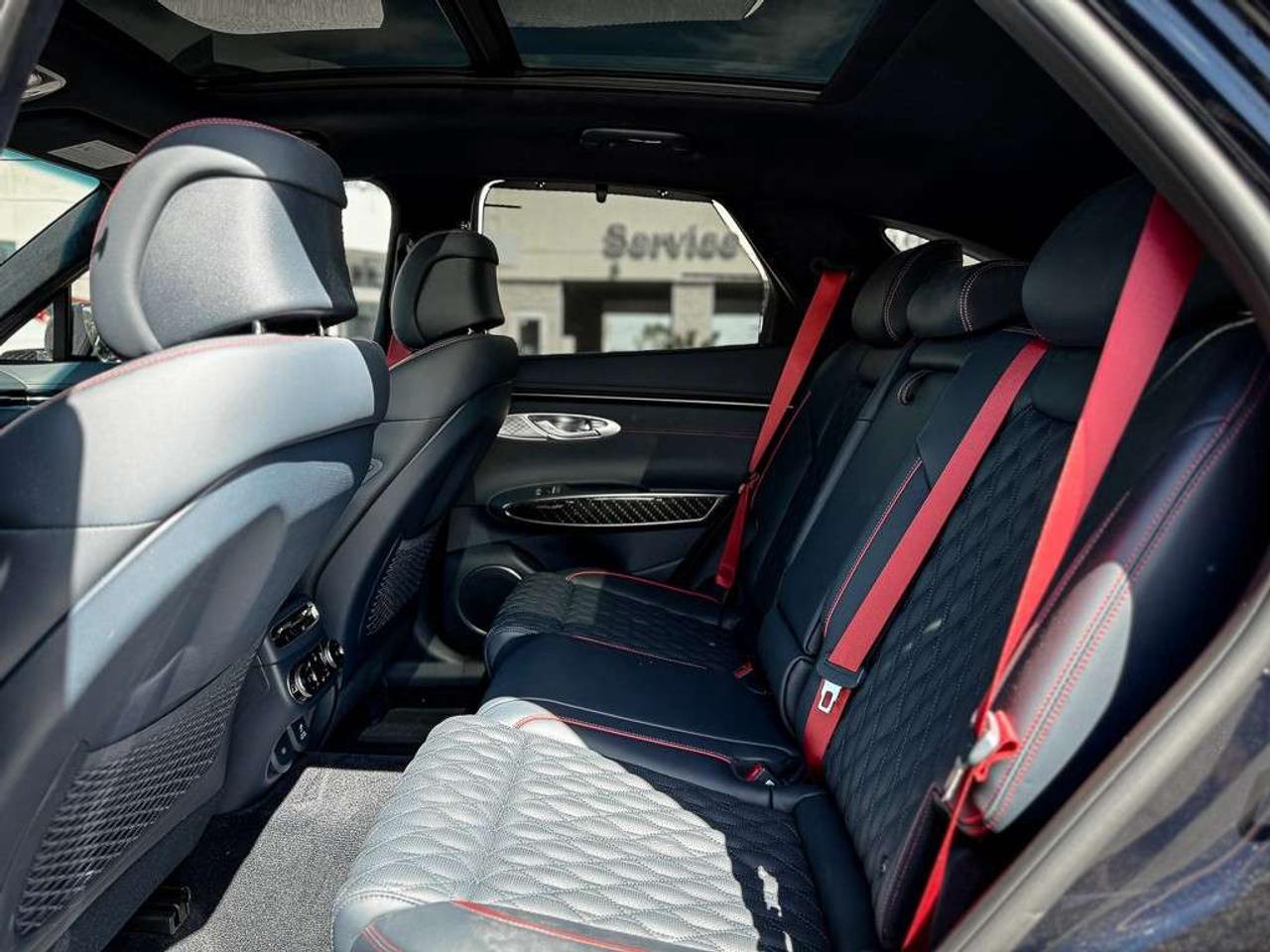 2025 Genesis GV70 3.5T Sport Plus w/eLSD   PANO ROOF   LEXICON AUDIO   DRIVING ASSIST Photo