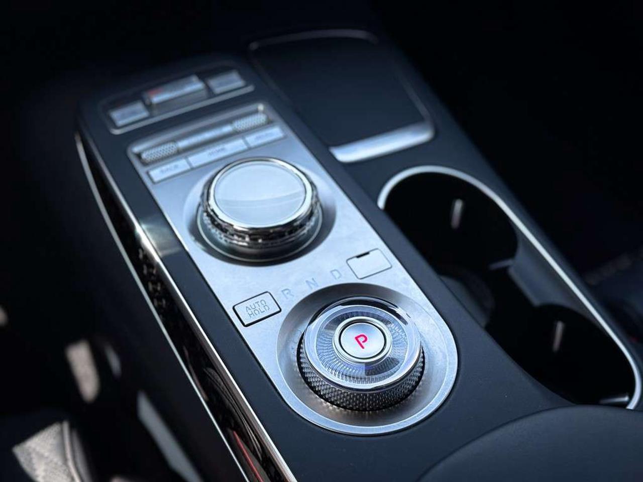 2025 Genesis GV70 3.5T Sport Plus w/eLSD   PANO ROOF   LEXICON AUDIO   DRIVING ASSIST Photo