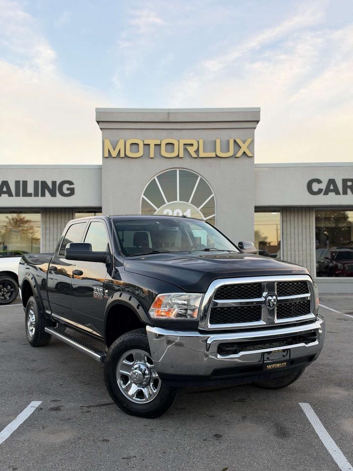2018 RAM 2500 ST 4x4 Crew Cab 6'4 Box Photo5