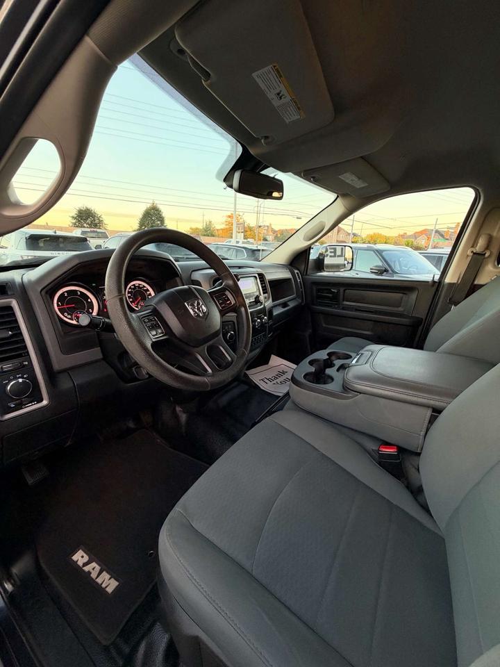 2018 RAM 2500 ST 4x4 Crew Cab 6'4 Box Photo