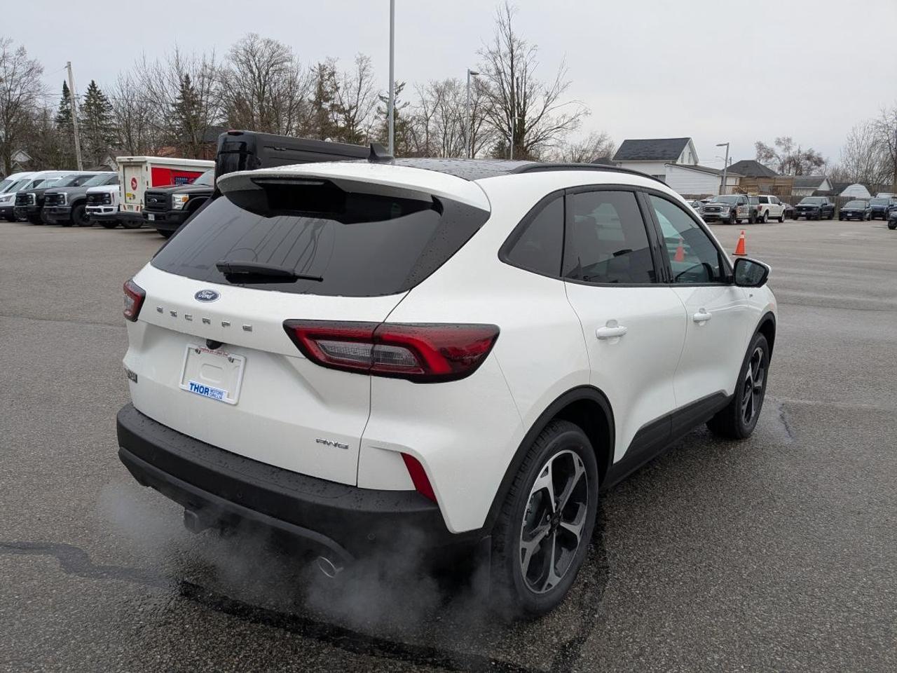 2025 Ford Escape ST-Line Select AWD Photo