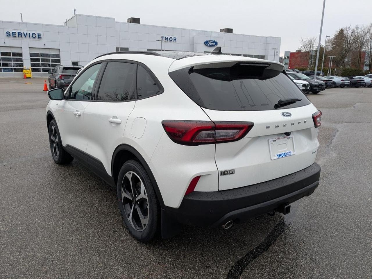 2025 Ford Escape ST-Line Select AWD Photo