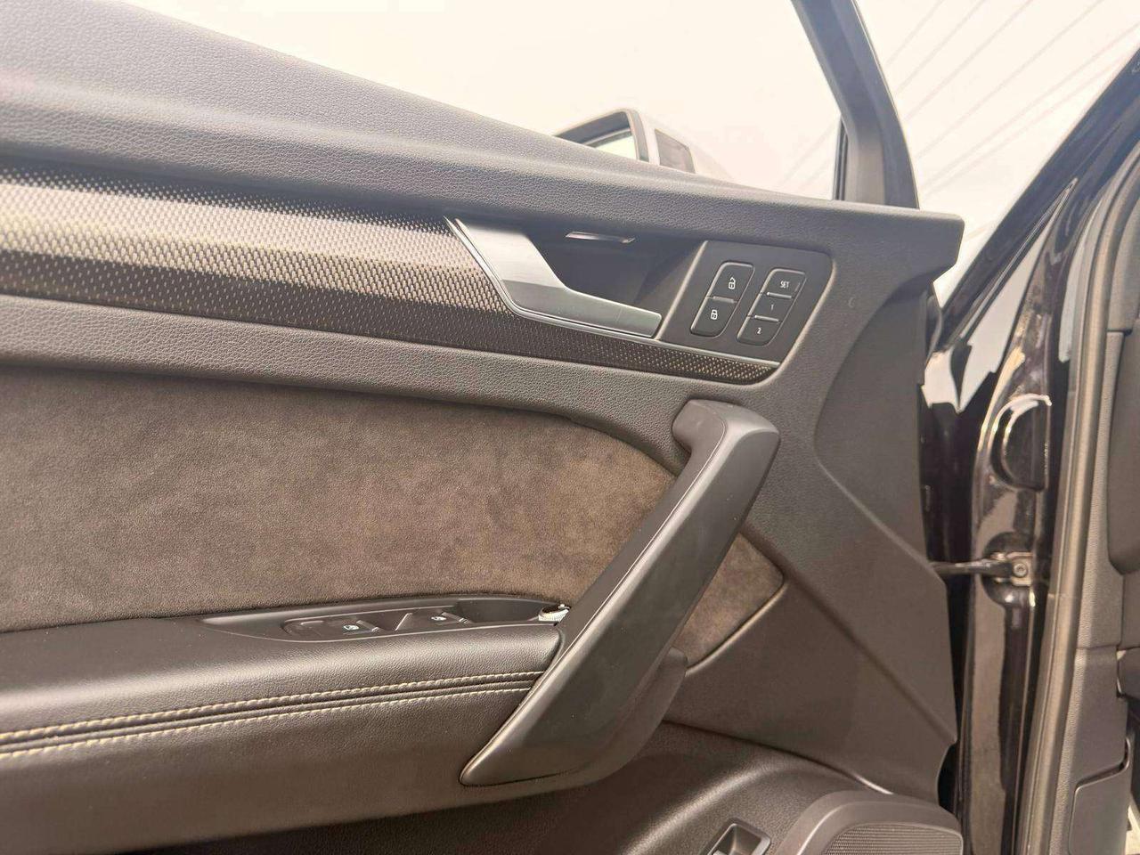 2018 Audi SQ5 3.0 TFSI quattro Progressiv tiptronic Photo