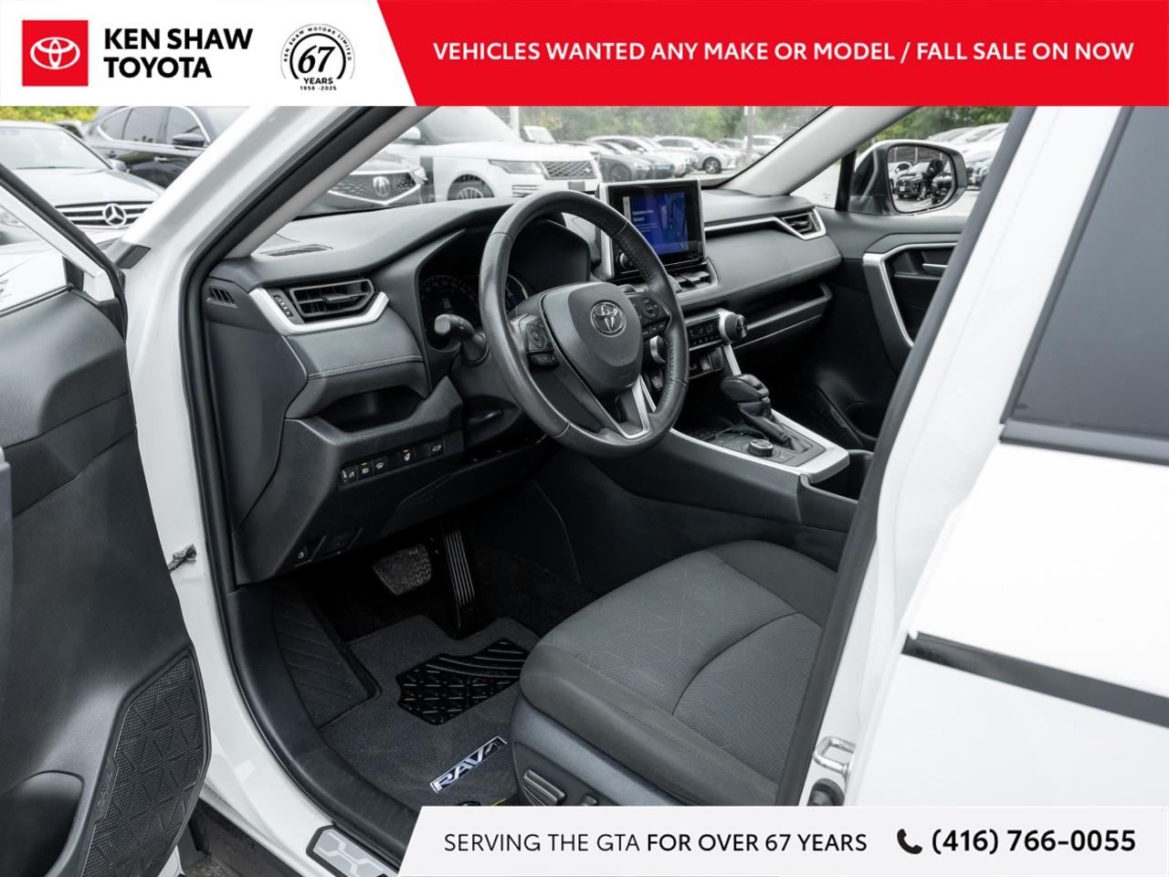 2025 Toyota RAV4 Hybrid XLE 4dr All-Wheel Drive Photo