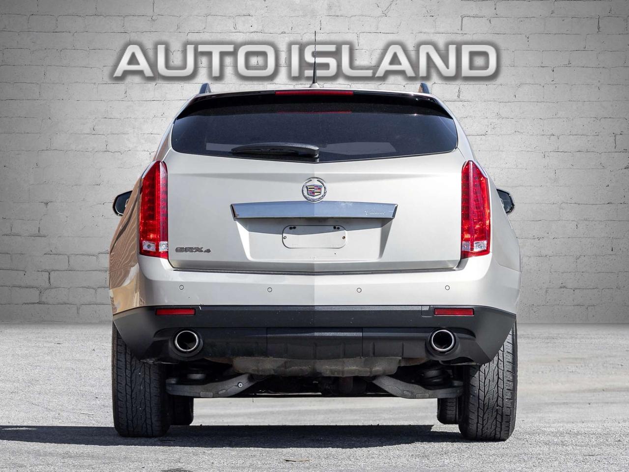 2010 Cadillac SRX AWD Luxury Collection Photo