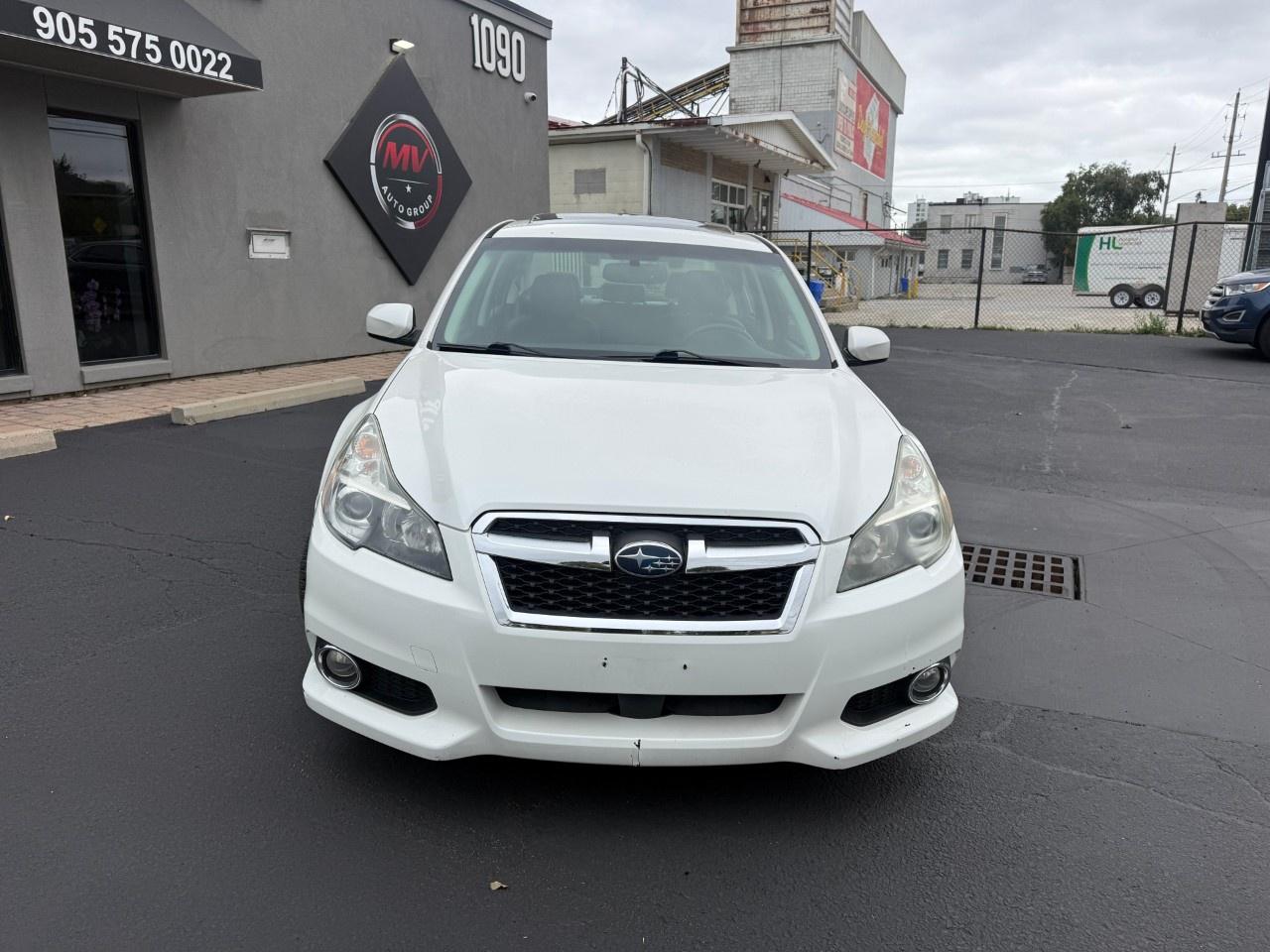 2014 Subaru Legacy 4dr Sdn Auto 2.5i w/Limited & EyeSight Pkg Photo