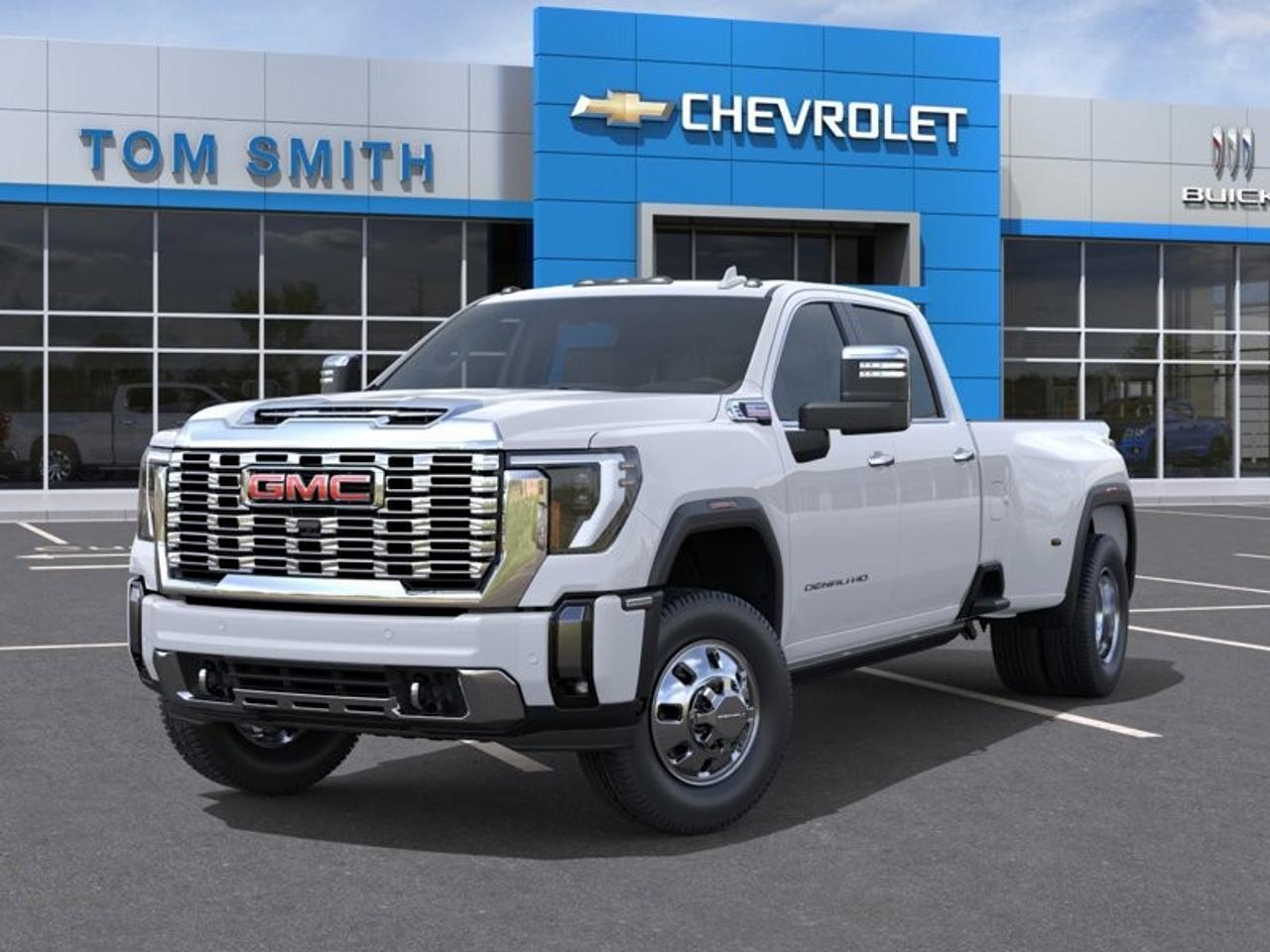 2026 GMC Sierra 3500HD 4WD Crew Cab Long Box Denali Photo