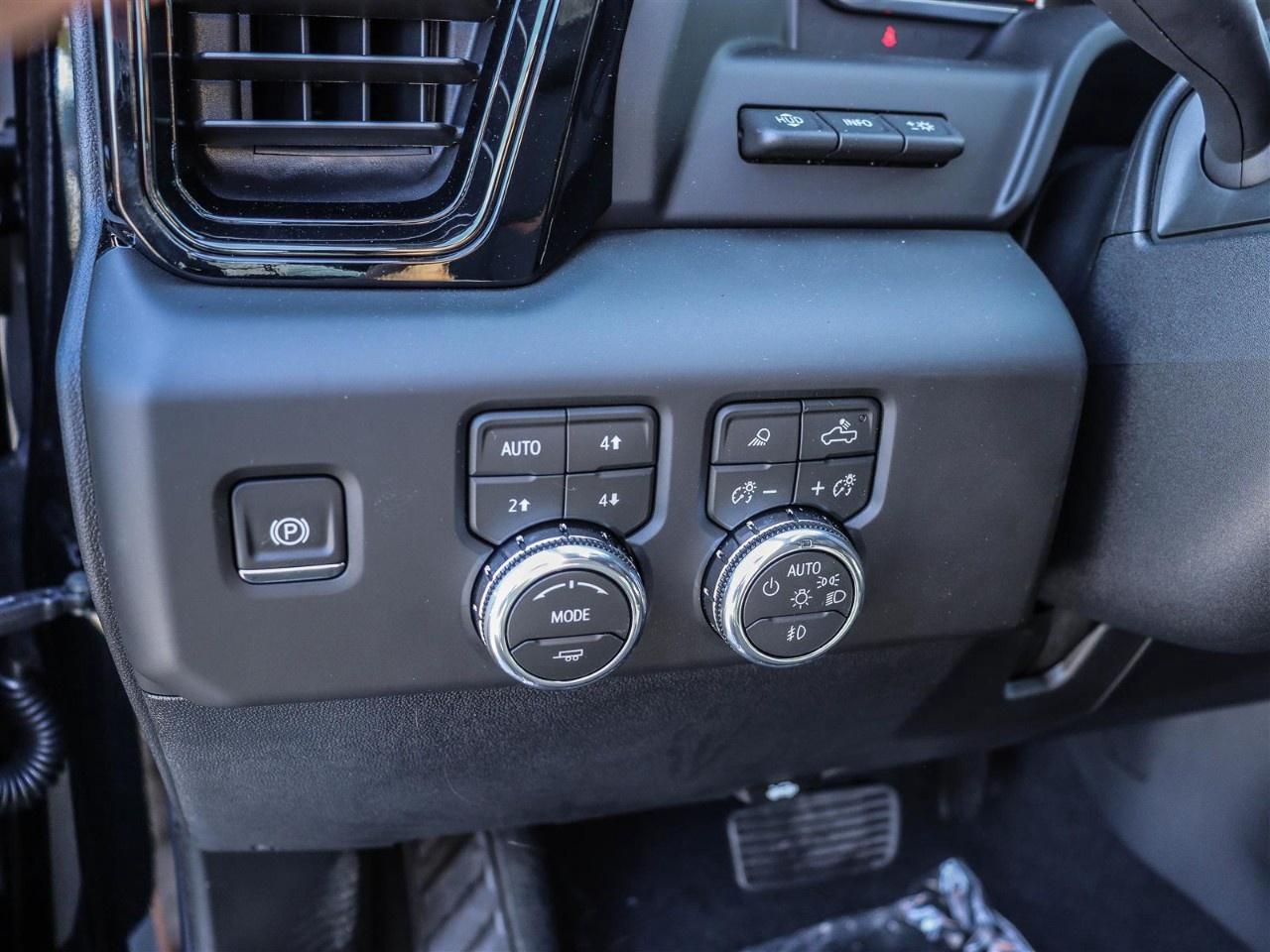 2026 GMC SIERRA 2500HD Crew Cab Standard Box 4-Wheel Drive AT4 Photo