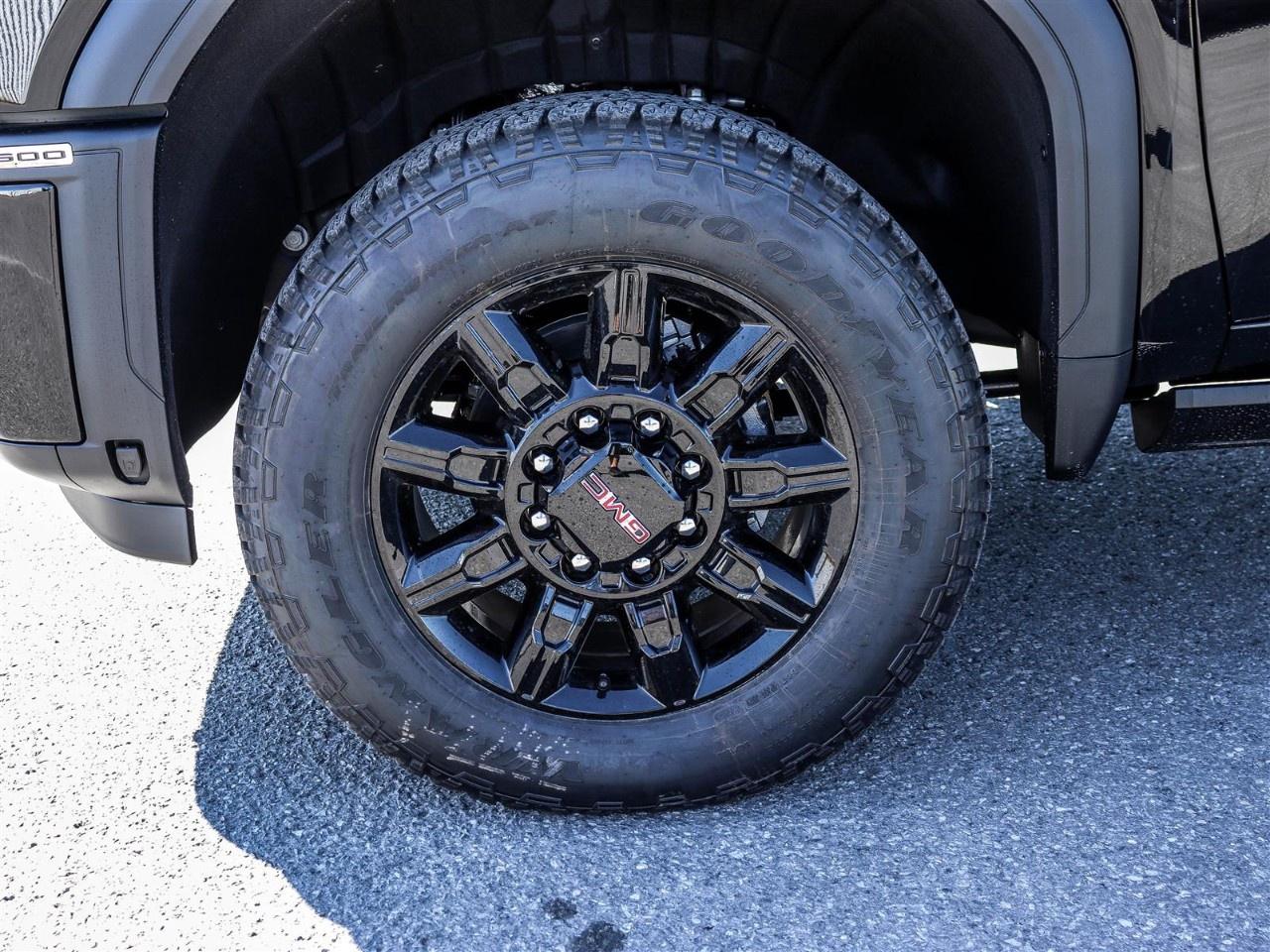 2026 GMC SIERRA 2500HD Crew Cab Standard Box 4-Wheel Drive AT4 Photo