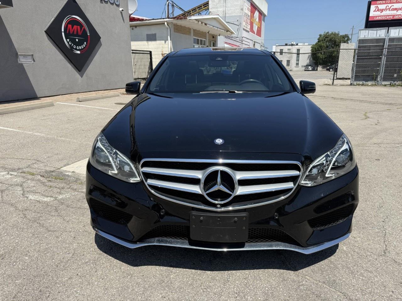 2016 Mercedes-Benz E-Class E 400 4MATIC Sedan Photo