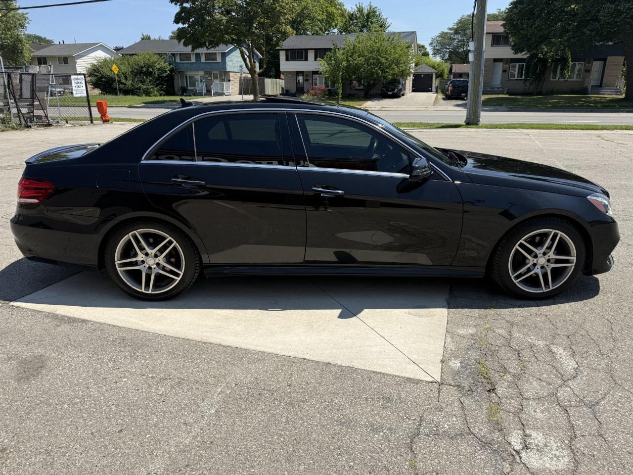 2016 Mercedes-Benz E-Class E 400 4MATIC Sedan Photo