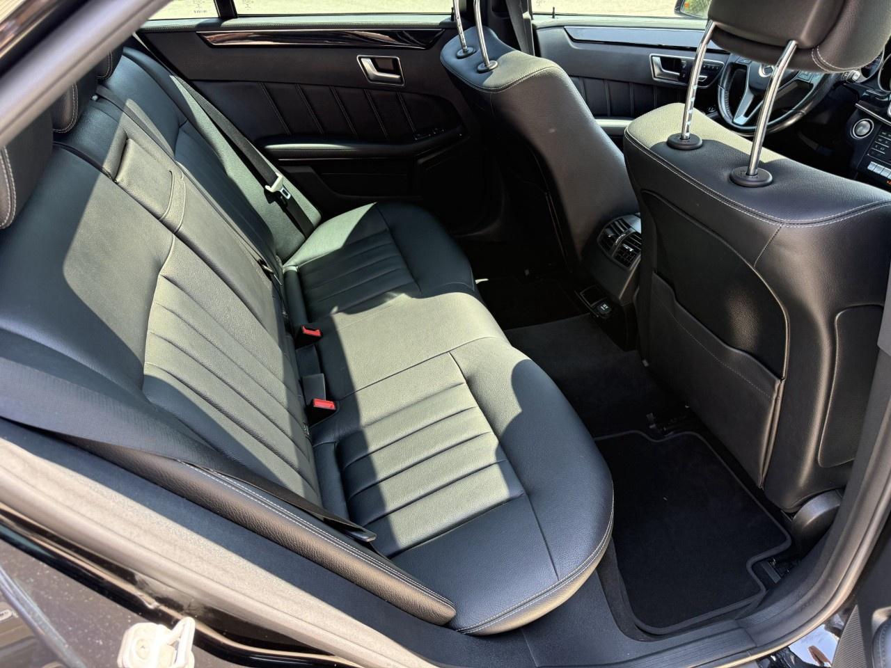 2016 Mercedes-Benz E-Class E 400 4MATIC Sedan Photo